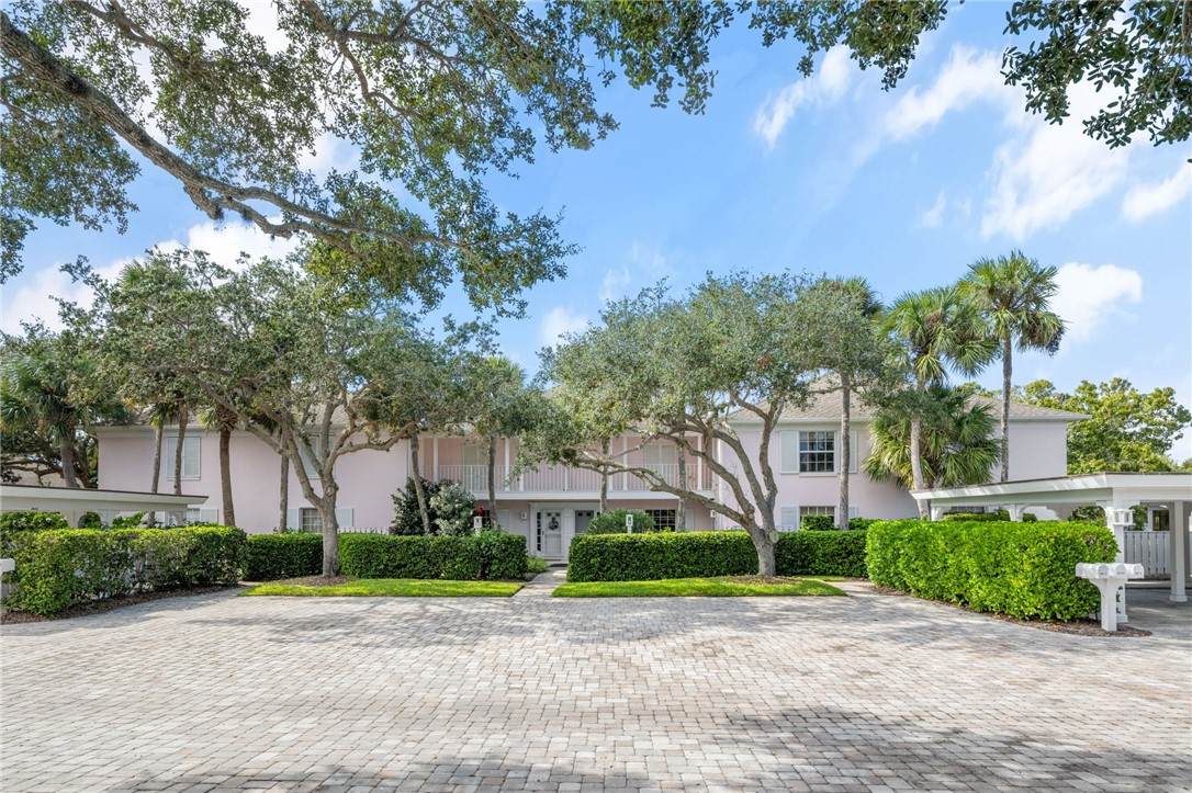300 Harbour Drive - Photo 1
