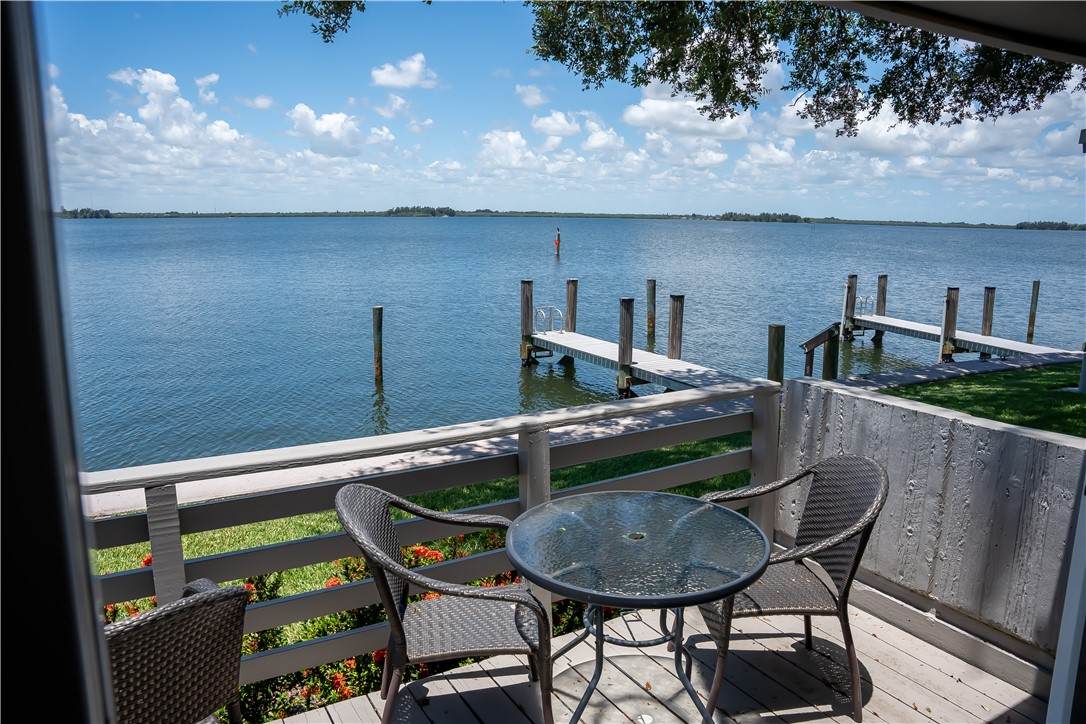 https://bt-photos.global.ssl.fastly.net/indianriver/orig_boomver_3_292811-2.jpg