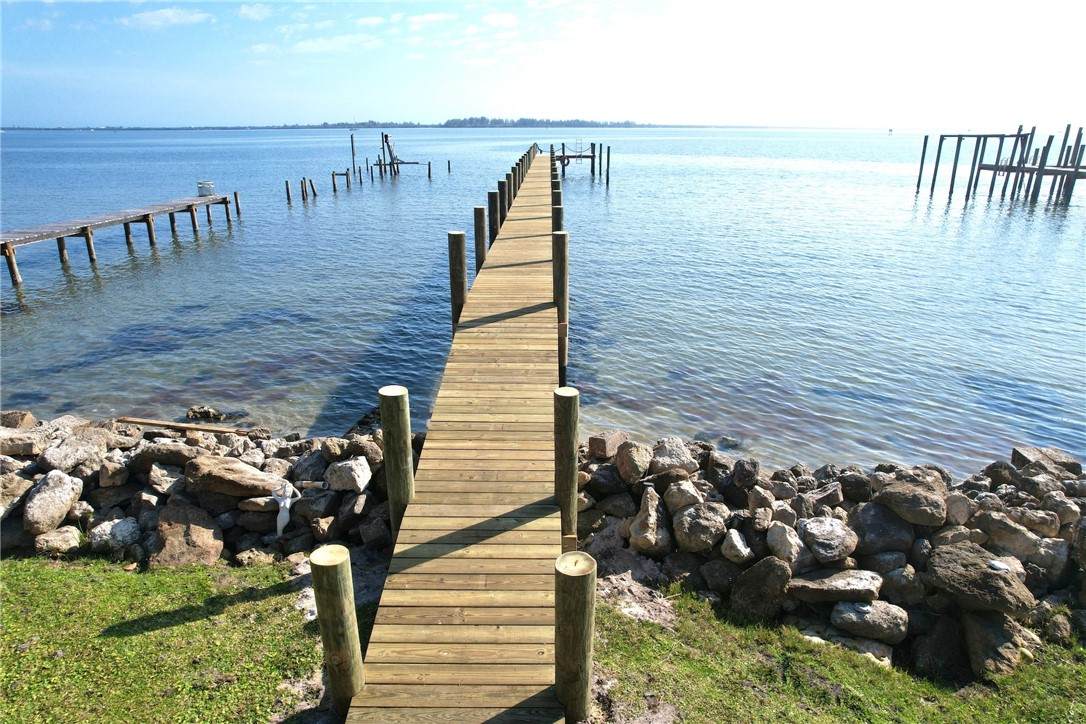 https://bt-photos.global.ssl.fastly.net/indianriver/orig_boomver_2_293186-2.jpg