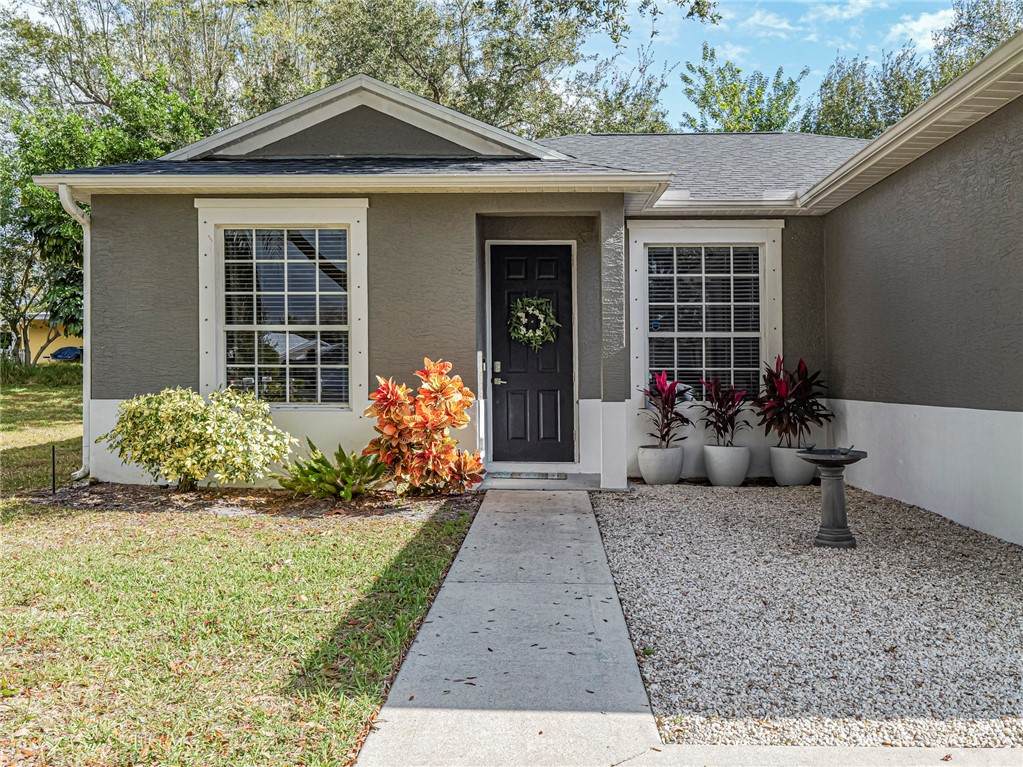 856 10th Drive - Photo 1