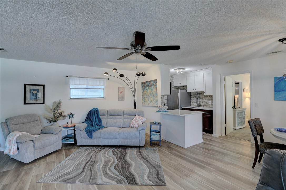 1116 Breezy Way - Photo 1