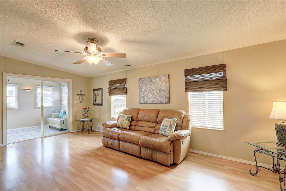 https://bt-photos.global.ssl.fastly.net/indianriver/orig_boomver_3_295043-2.jpg