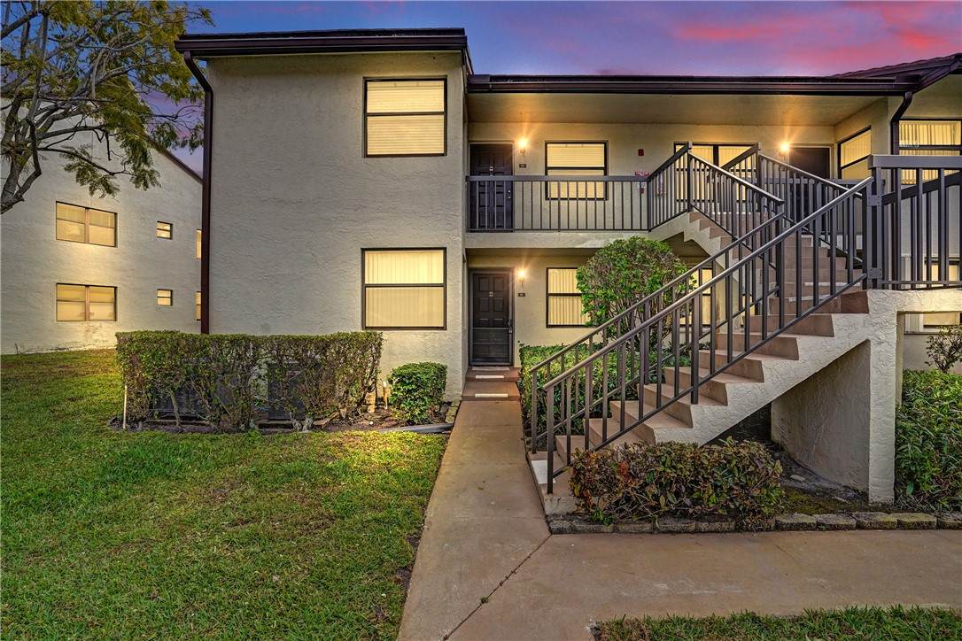 7674 Tahiti Lane - Photo 1