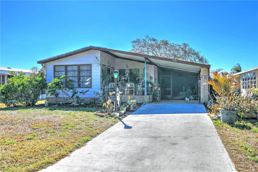 1352 Barefoot Circle - Photo 1