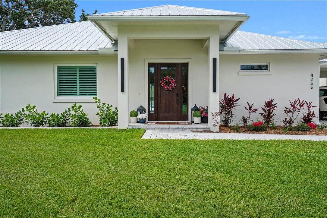 https://bt-photos.global.ssl.fastly.net/indianriver/orig_boomver_2_297568-2.jpg