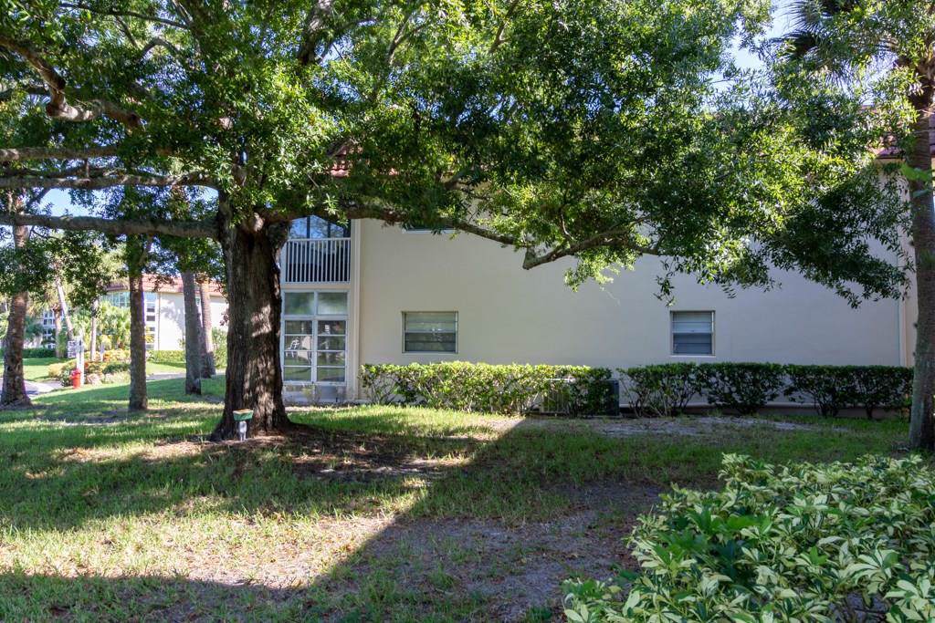 25 Vista Gardens Trail - Photo 1