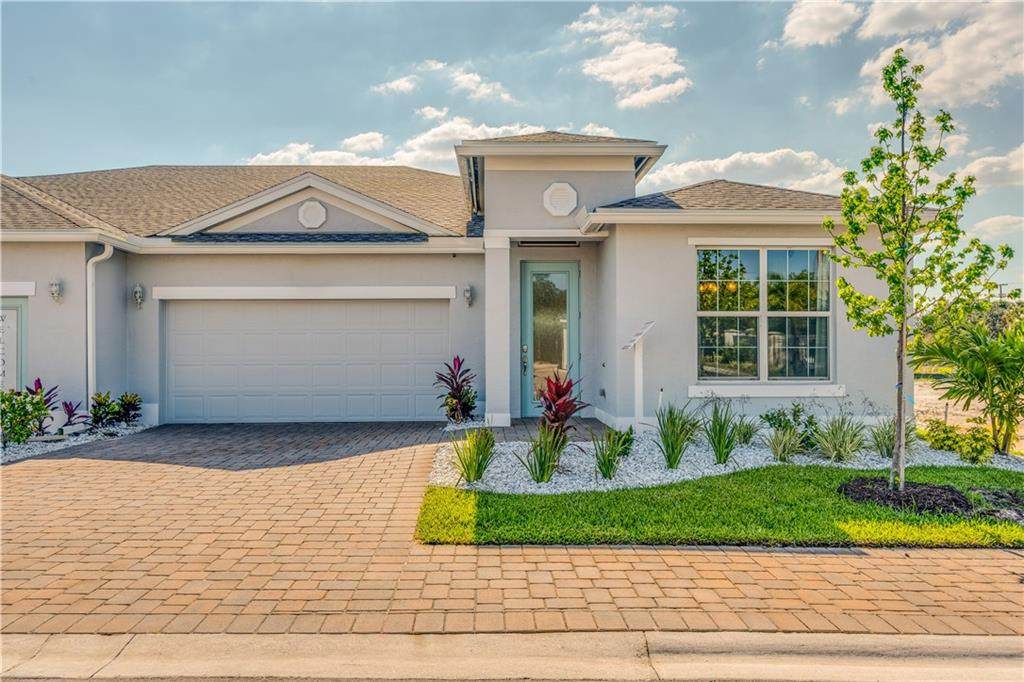 2559 Bella Vista Cir - Photo 1