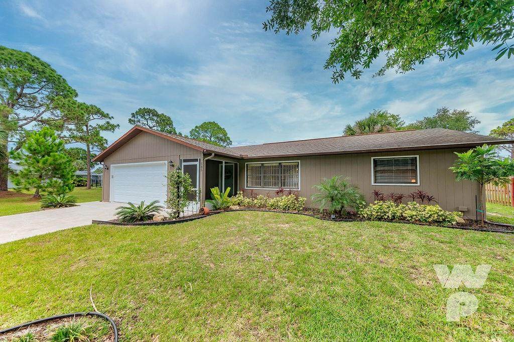 585 Ray Street - Photo 1