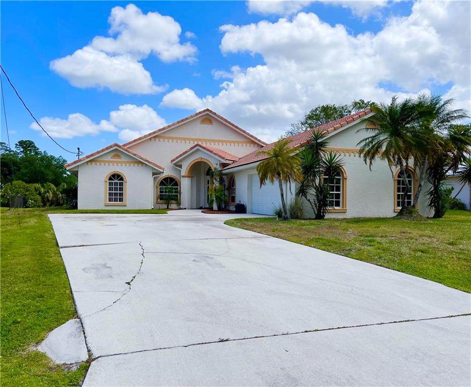 722 Concha Drive - Photo 1