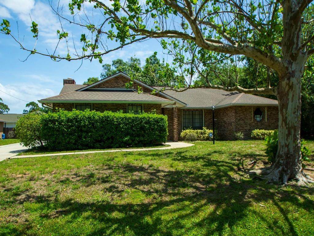 1444 Stonecrop Street - Photo 1
