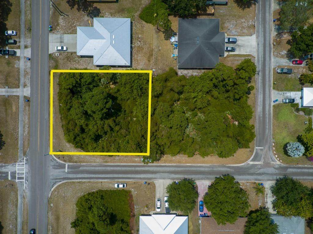 1152 Schumann Drive - Photo 1