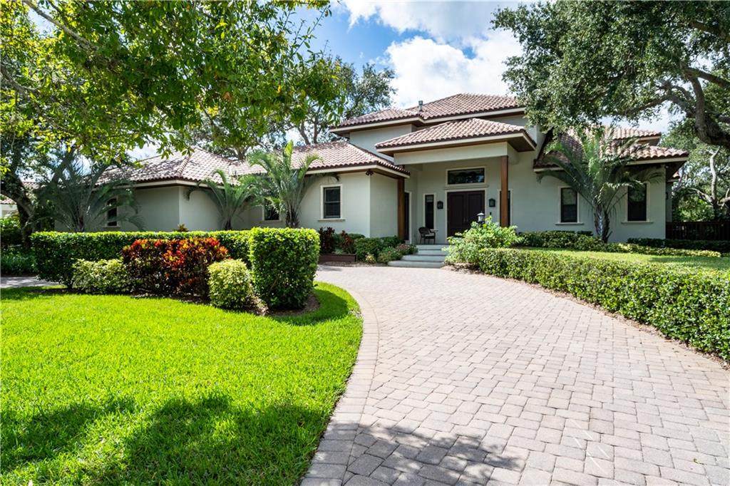1611 Camino Del Rio - Photo 1