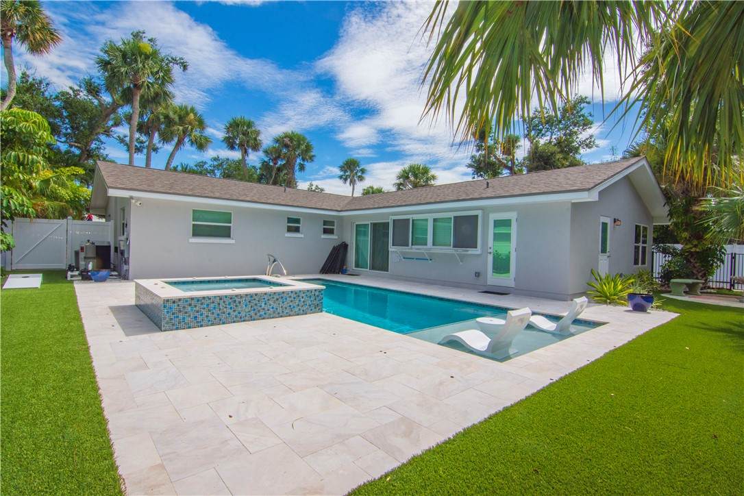 635 Gardenia Lane - Photo 1