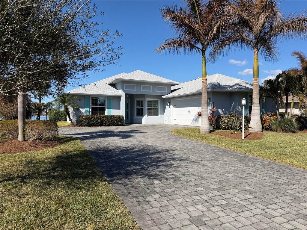 https://bt-photos.global.ssl.fastly.net/indianriver/orig_boomver_3_292236-2.jpg