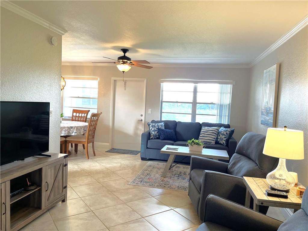 34 Pine Arbor Lane - Photo 1