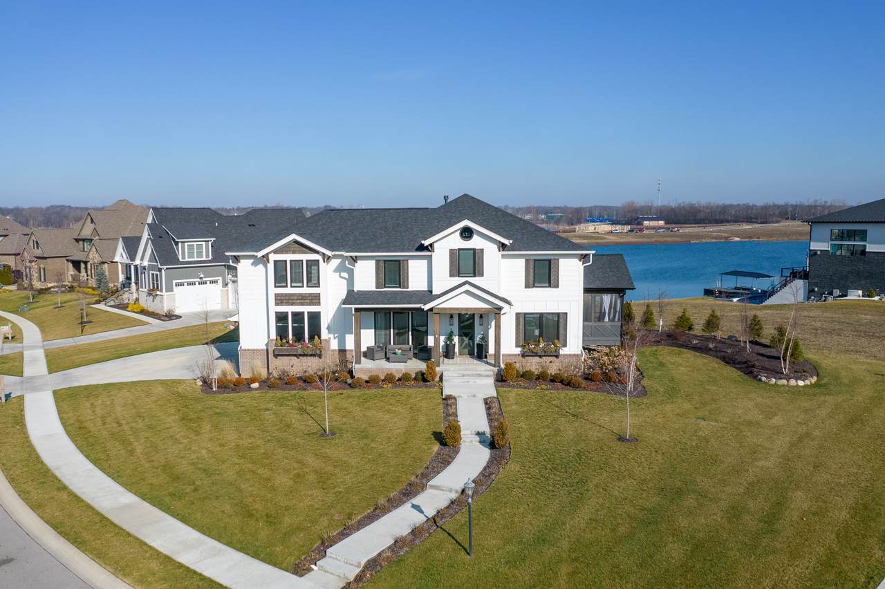 13668 Lake Ridge Lane - Photo 1