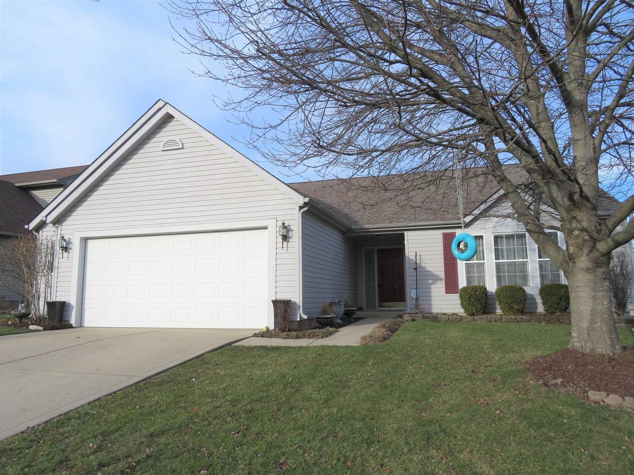 6924 Caro Drive - Photo 1