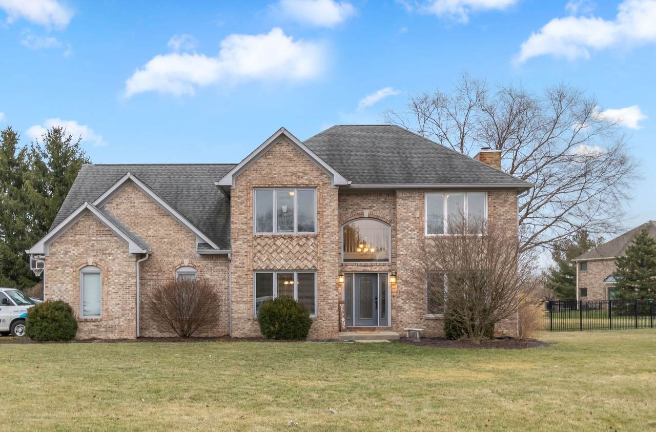 8027 Mallard Landing - Photo 1