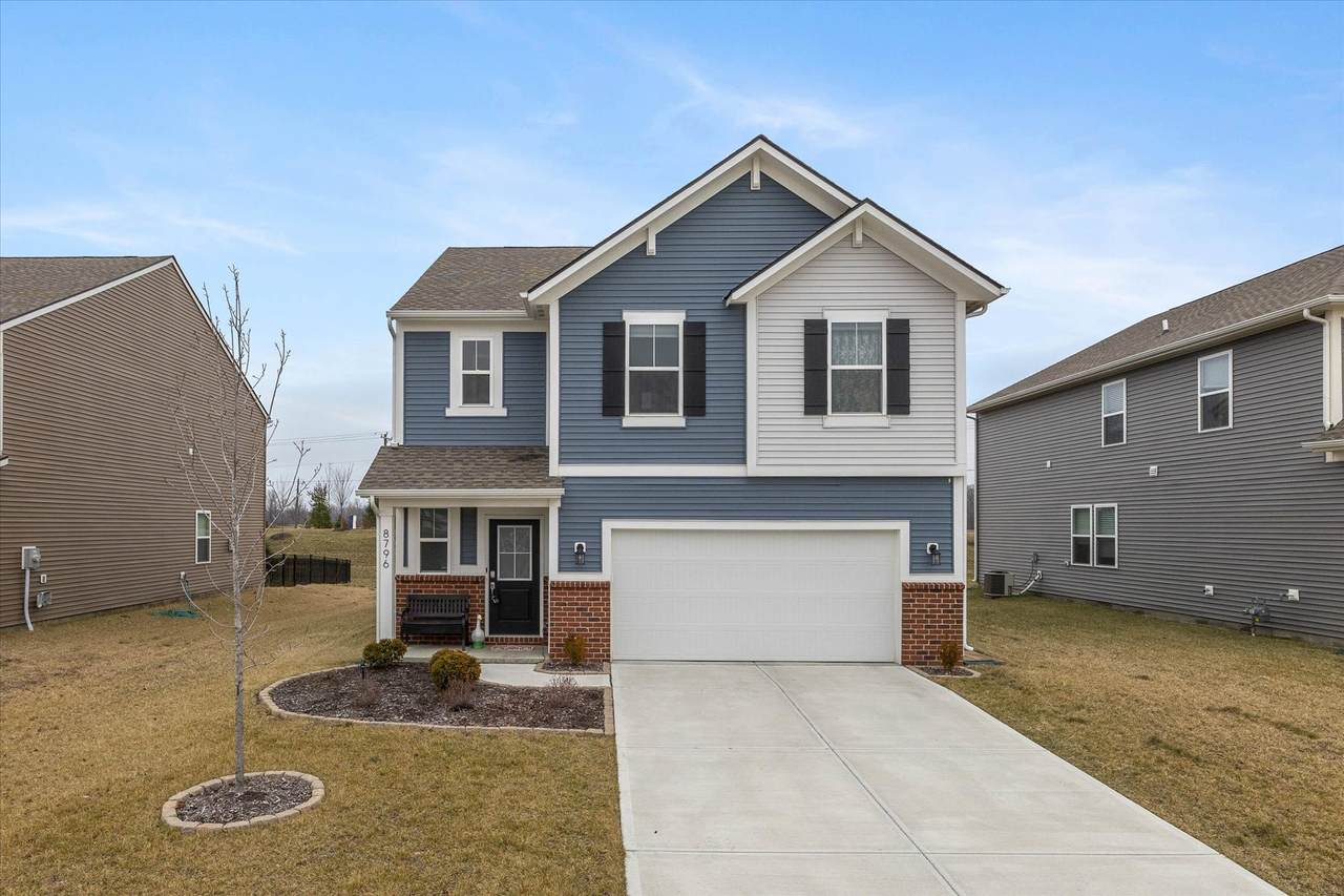 8796 Winton Place - Photo 1