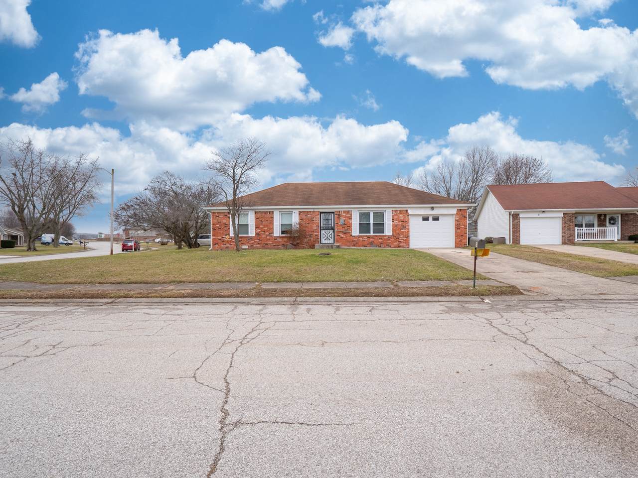 1 Hickory Court - Photo 1
