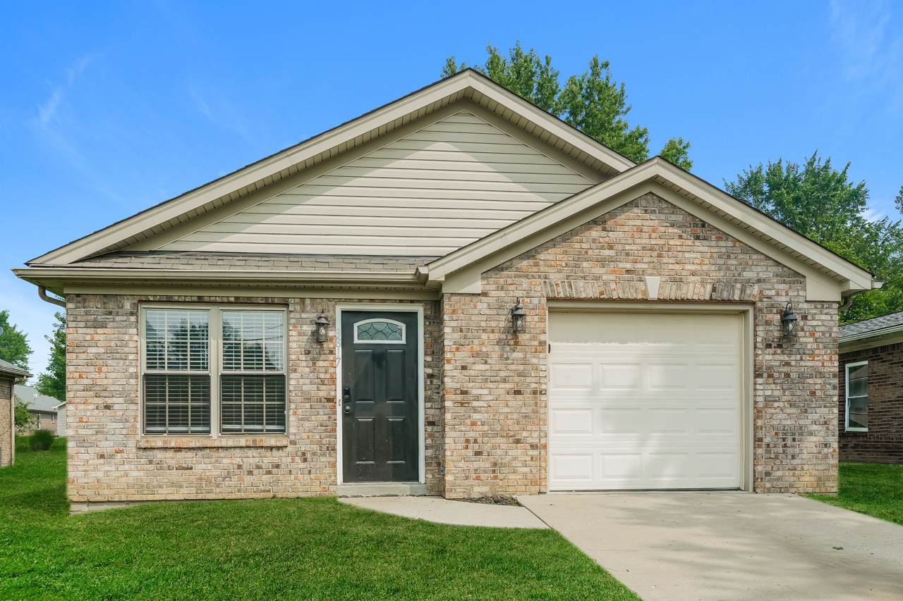 3817 Fiske Avenue - Photo 1