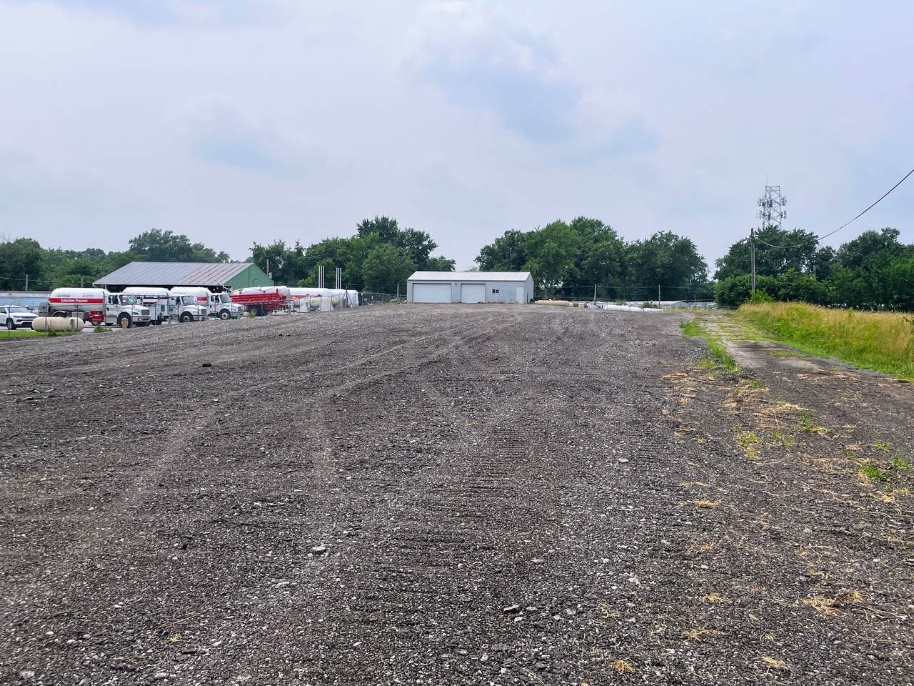 5050 Post Rd - Photo 1