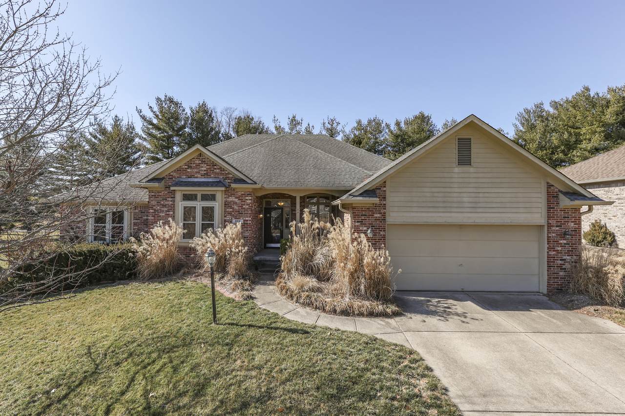 924 Silver Valley Circle - Photo 1