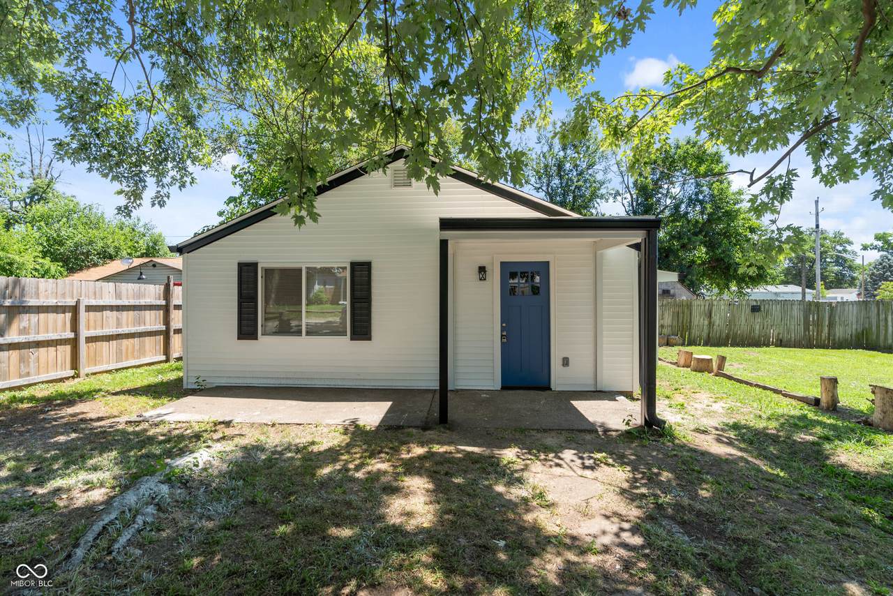 929 Olin Avenue - Photo 1