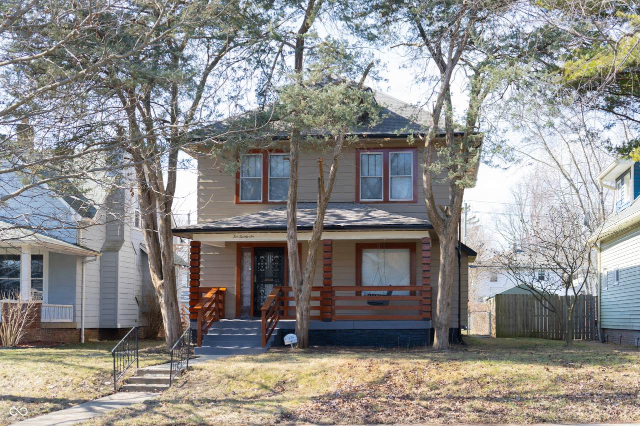 526 Emerson Avenue - Photo 1