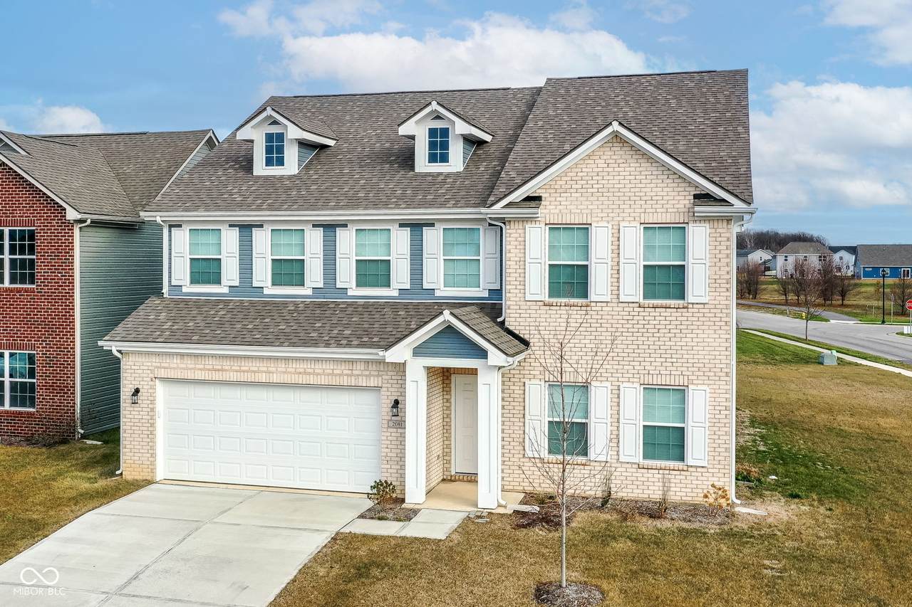 2081 Maplewood Lane - Photo 1