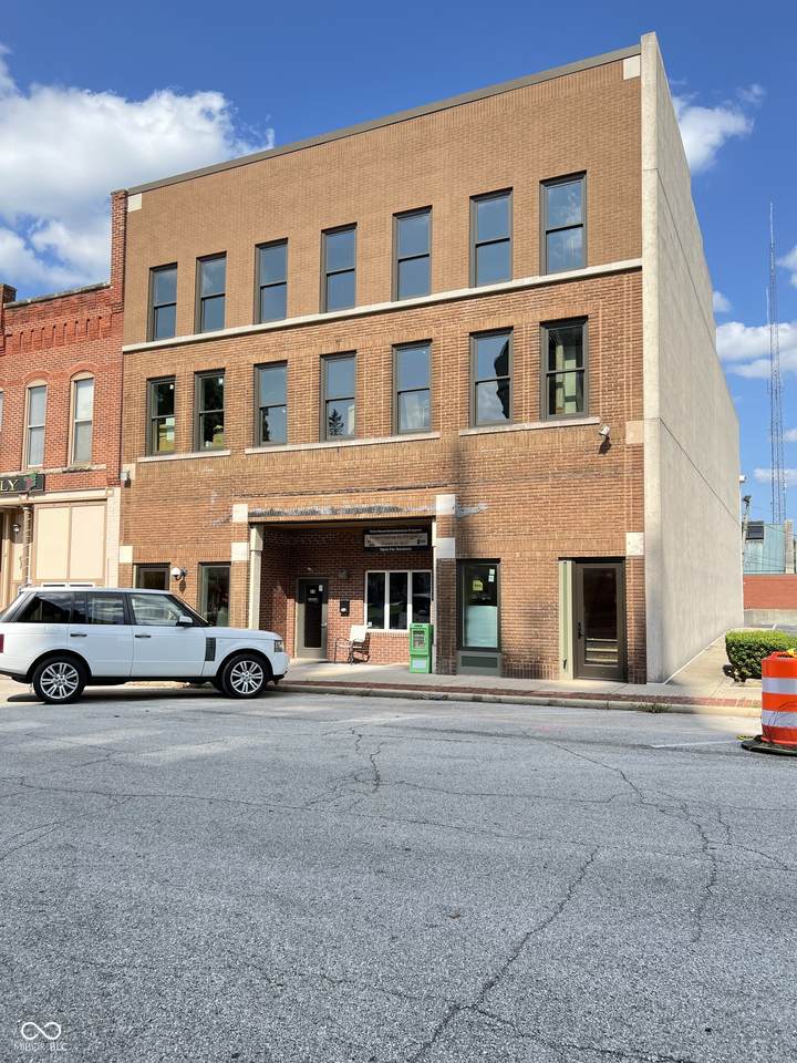 9 American Legion Place - Photo 1