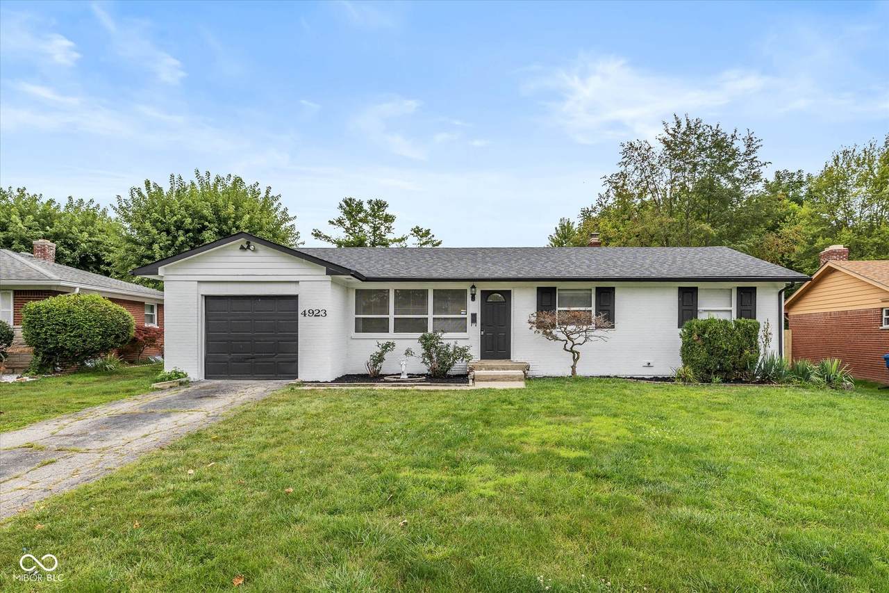 4923 Kenmore Road - Photo 1