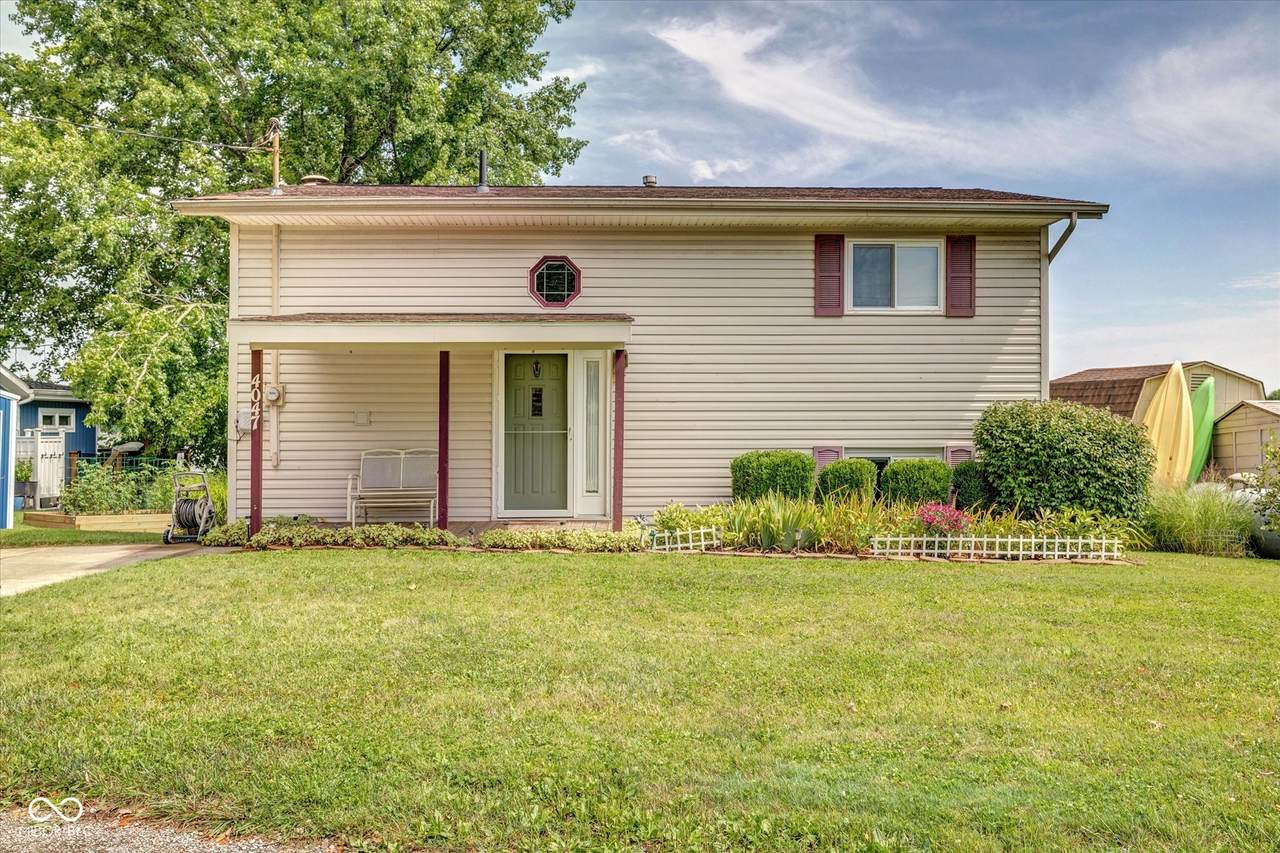 4047 Salmon Harbor Road - Photo 1