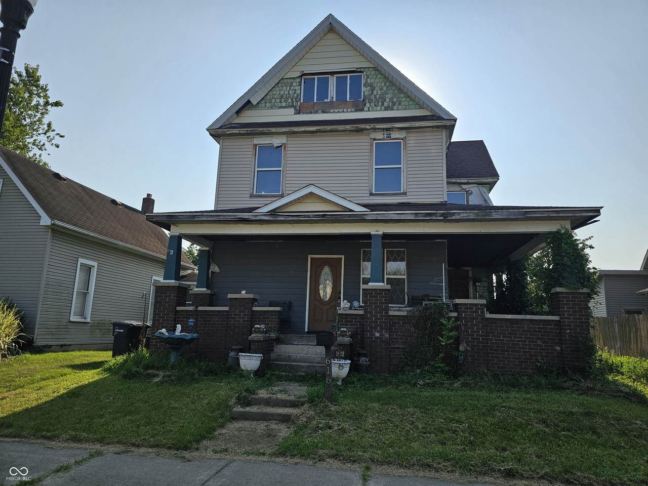 616 Anderson Street - Photo 1