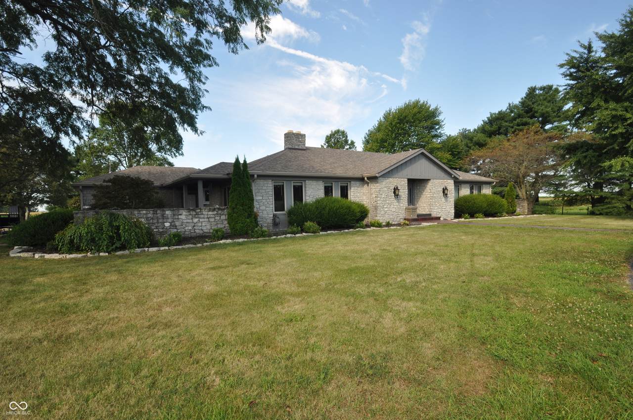 5717 State Road 109 - Photo 1