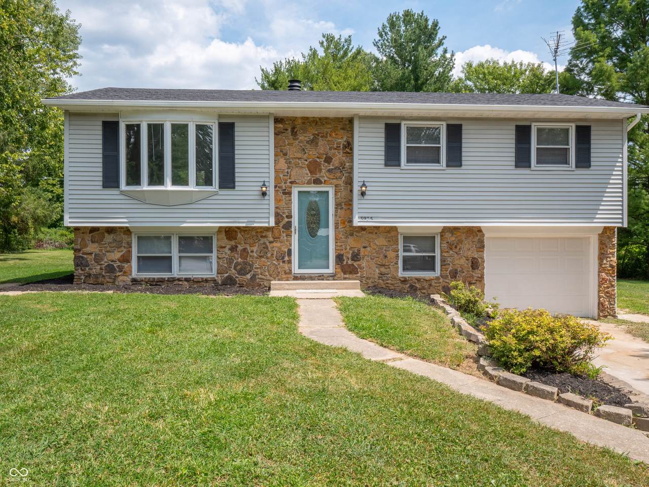 3935 Walter Avenue - Photo 1