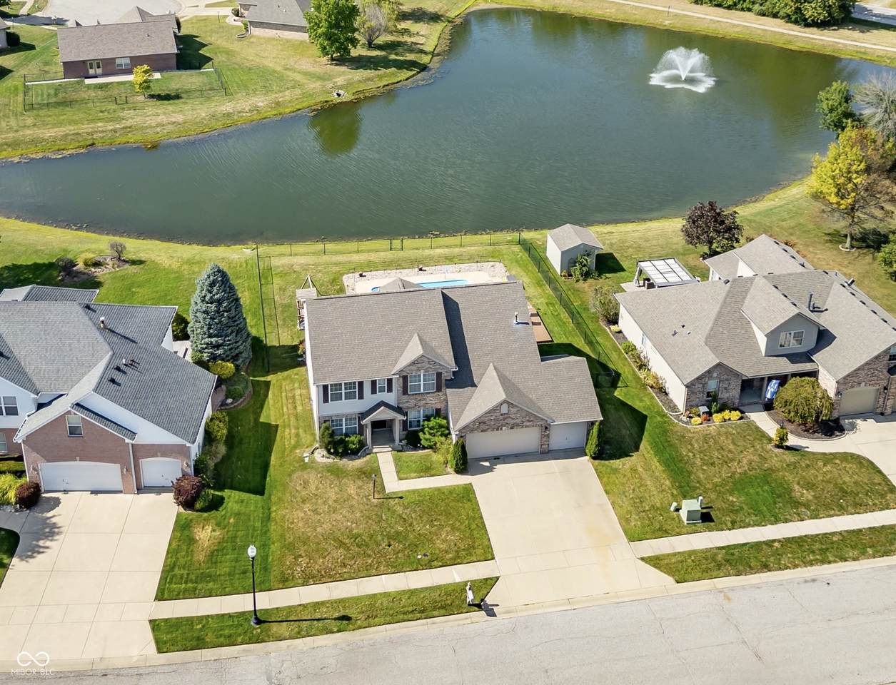 8224 Meadow Bend Drive - Photo 1