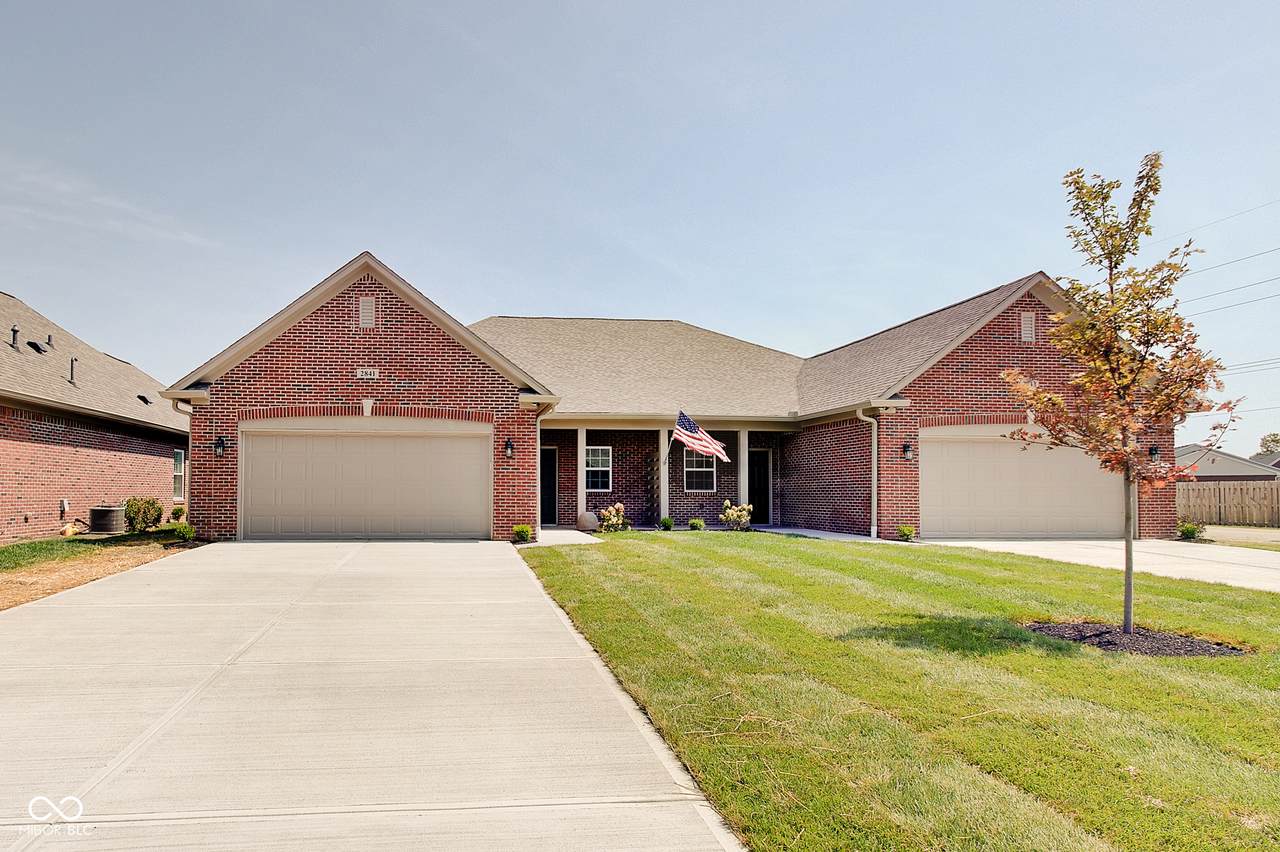 2841 Grandview Lane - Photo 1