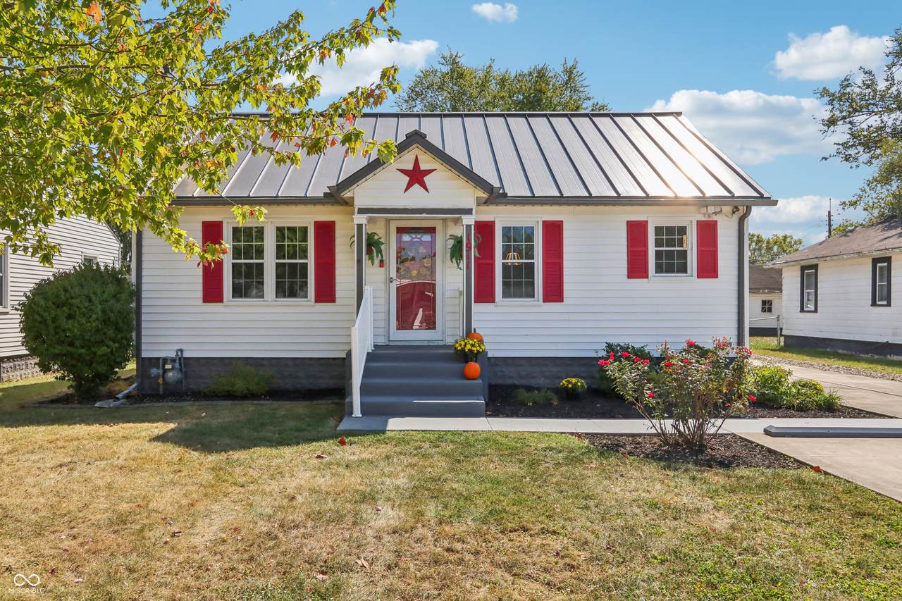 1911 21st Street - Photo 1