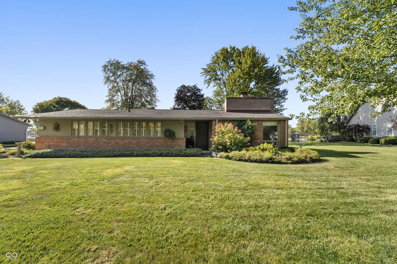 9012 Tulip Drive - Photo 1