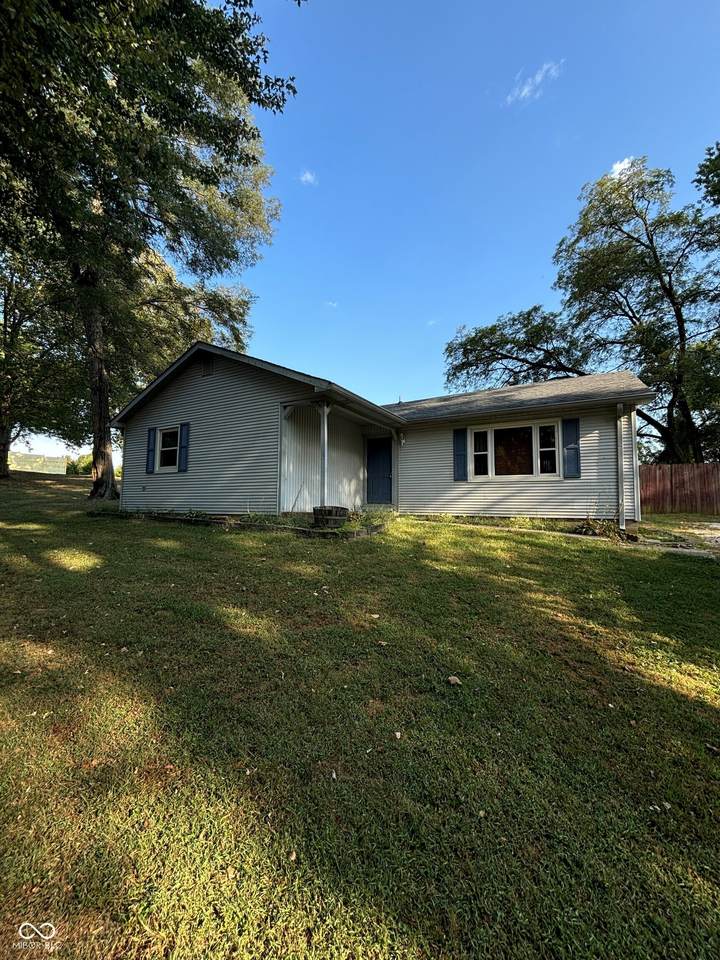8855 Waverly Park Road - Photo 1
