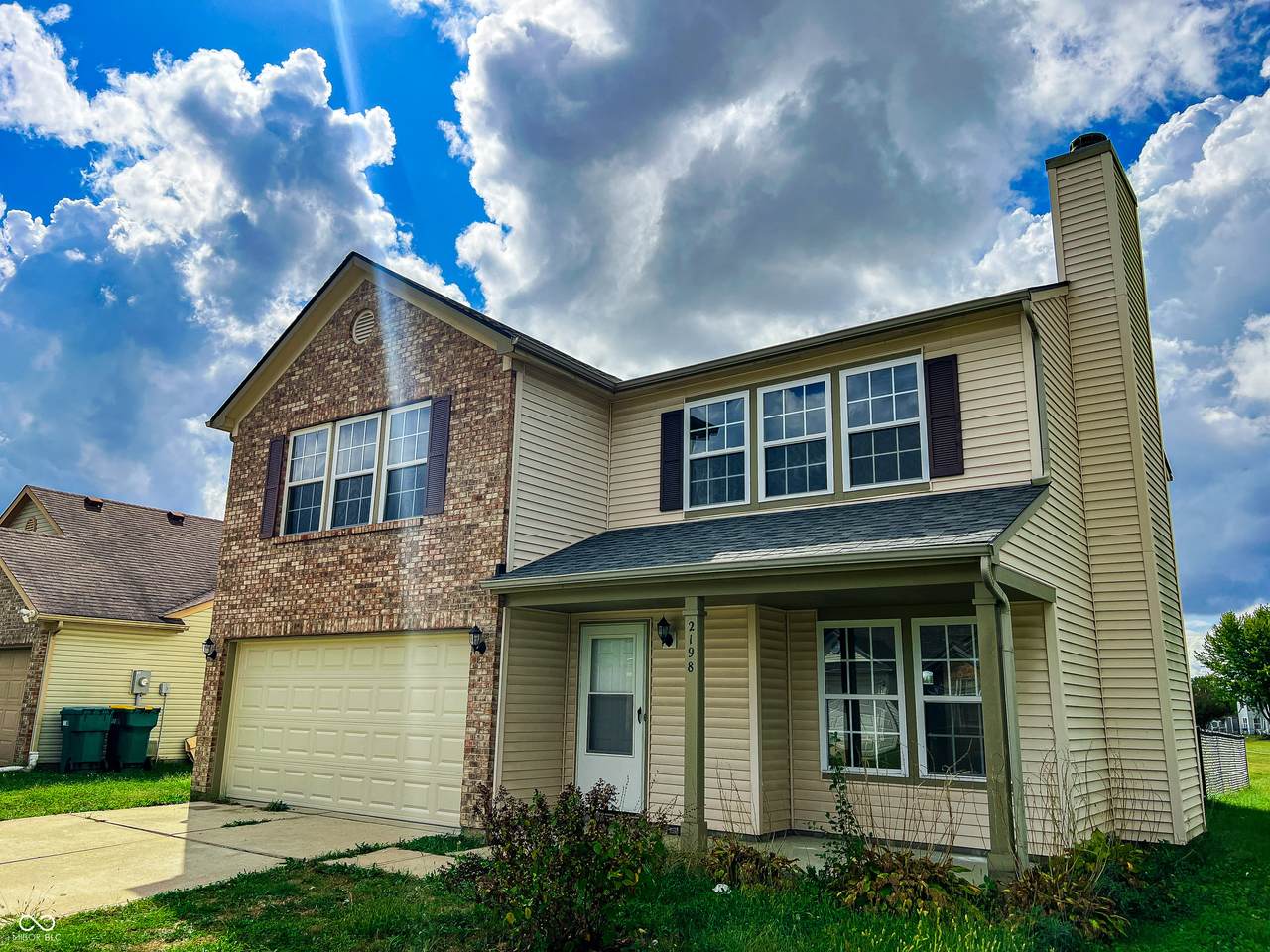 2198 Summerfield Drive - Photo 1