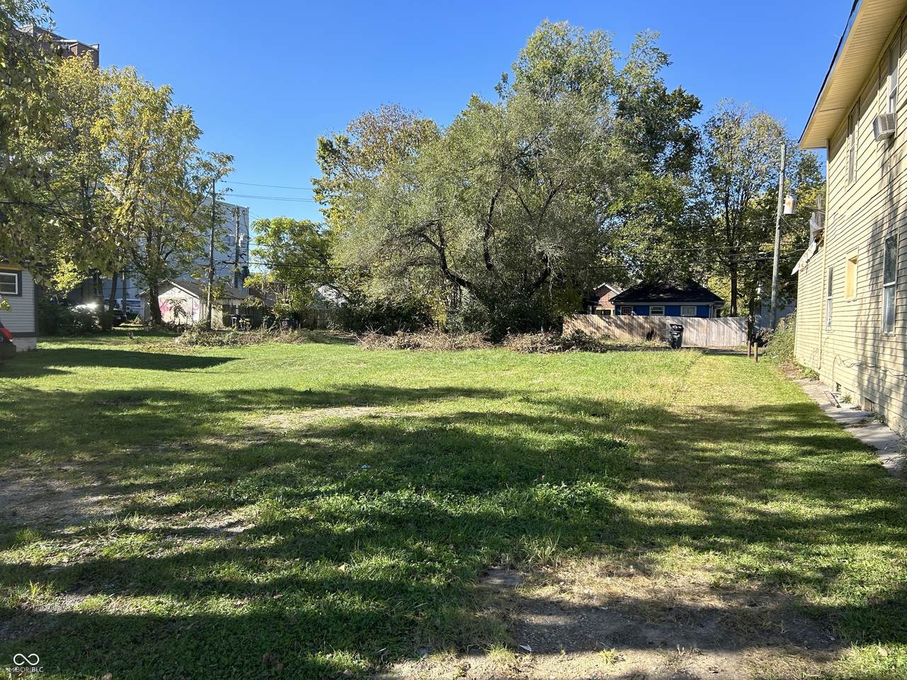 528 Lasalle Street - Photo 1