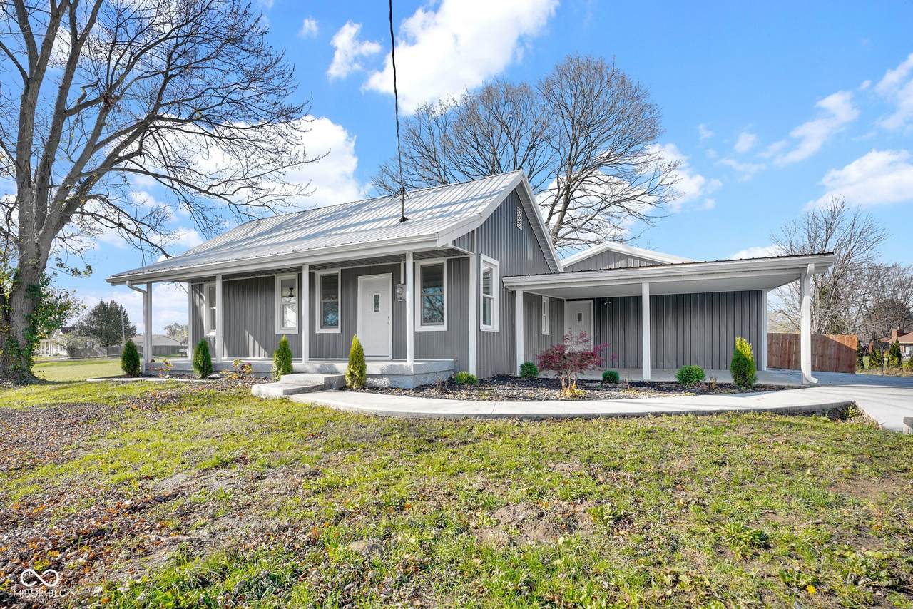 303 Range Street - Photo 1