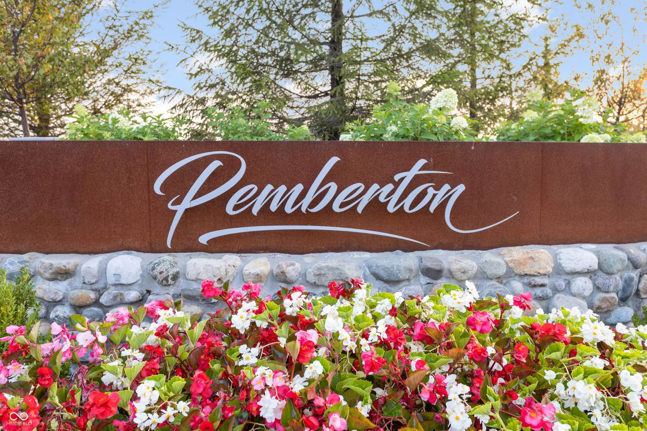 8073 Easton Lane - Photo 1