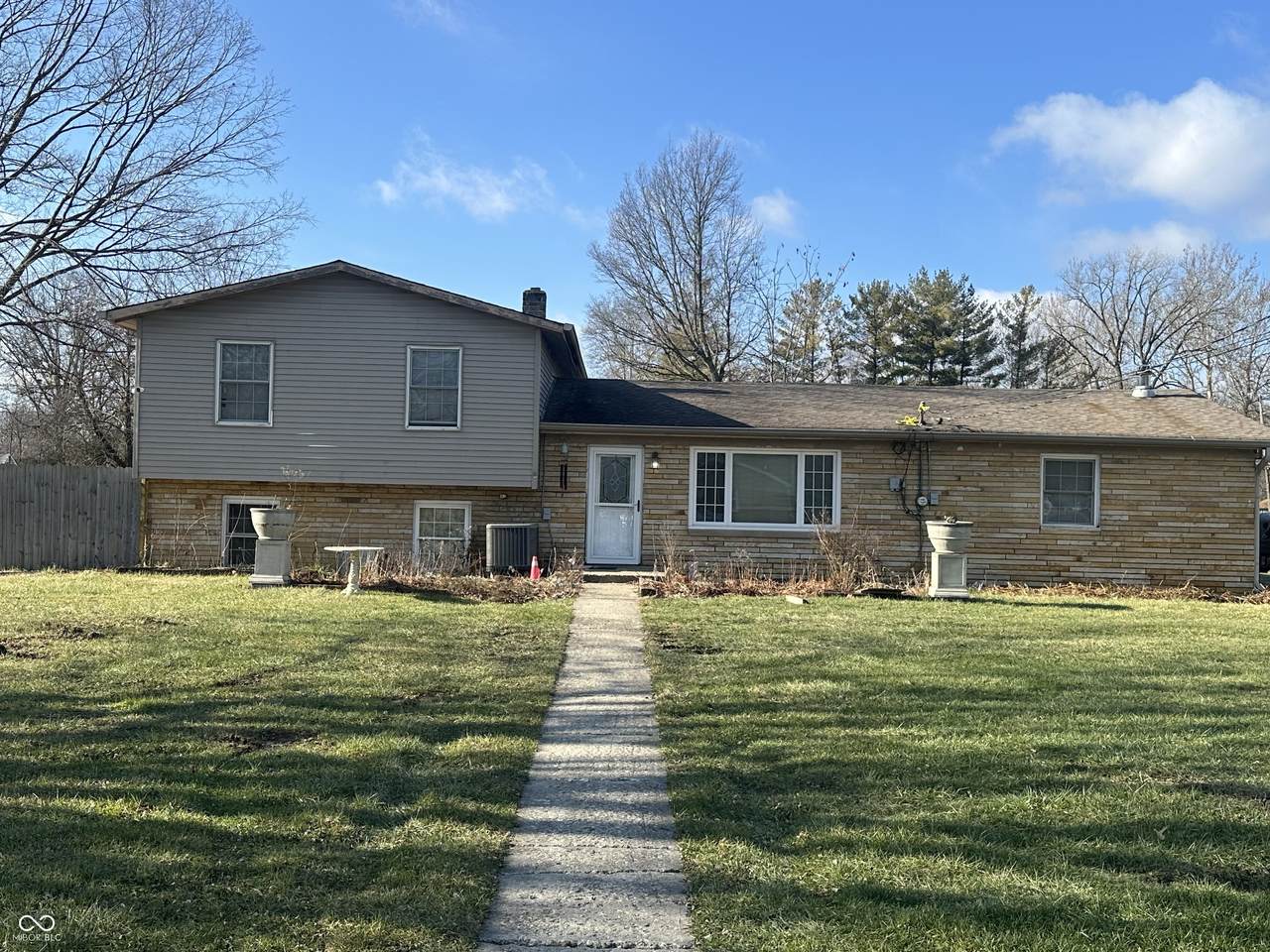 406 Fenton Avenue - Photo 1