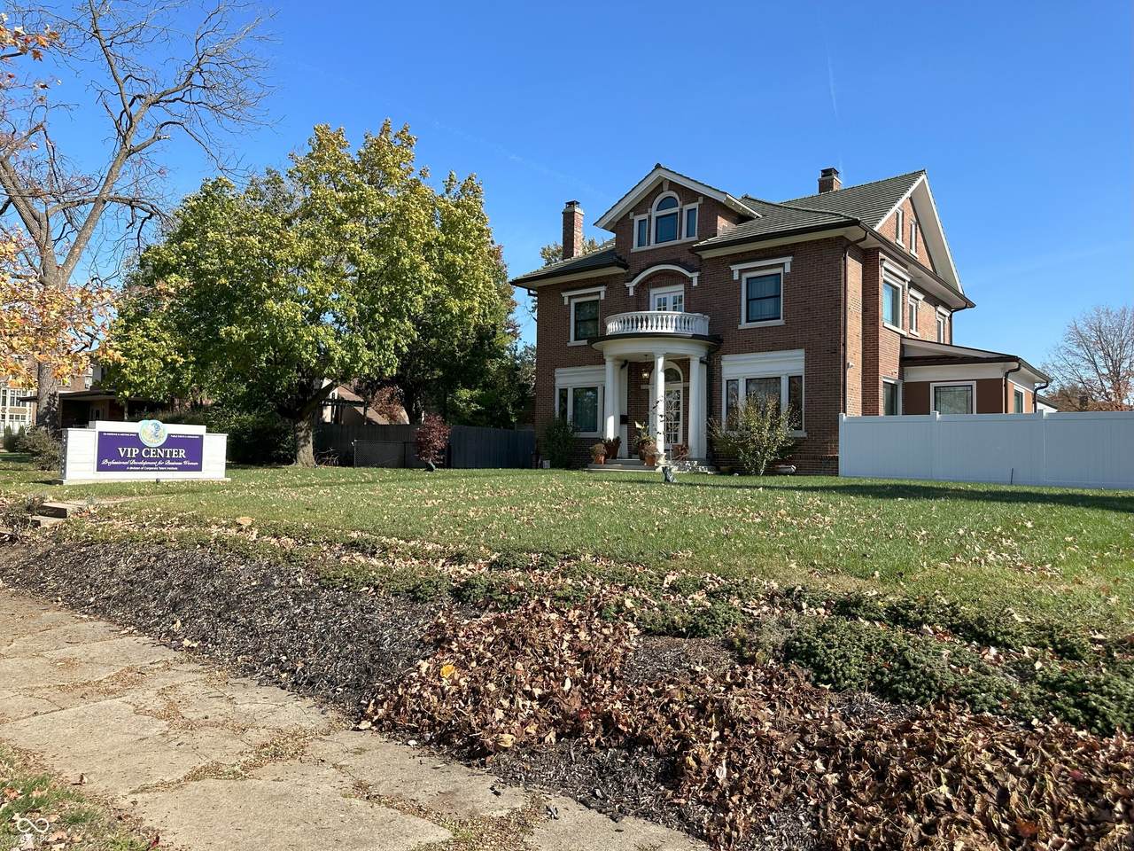 3755 Washington Boulevard - Photo 1