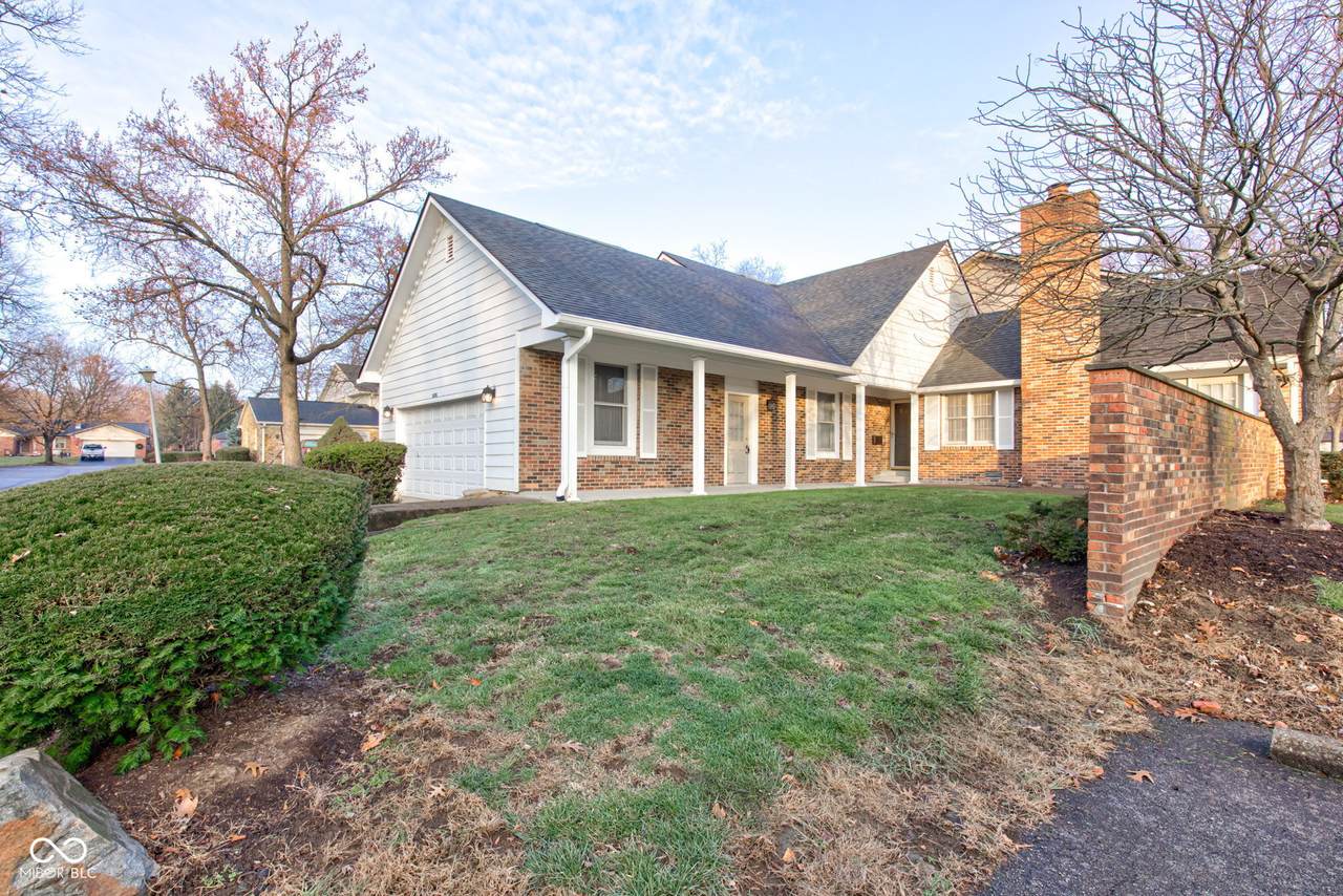 2856 Jamieson Lane - Photo 1