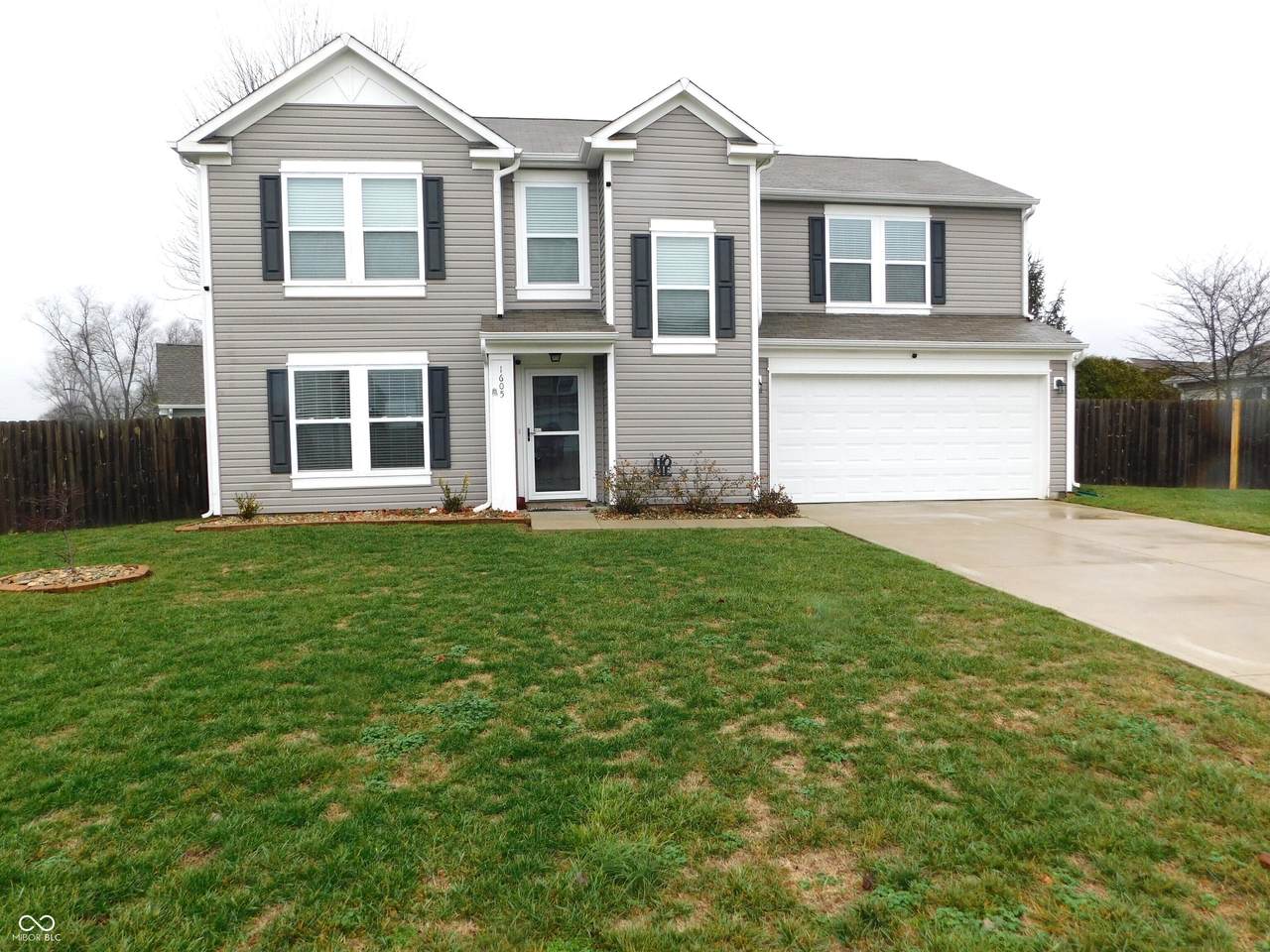 1605 Tyrel Avenue - Photo 1