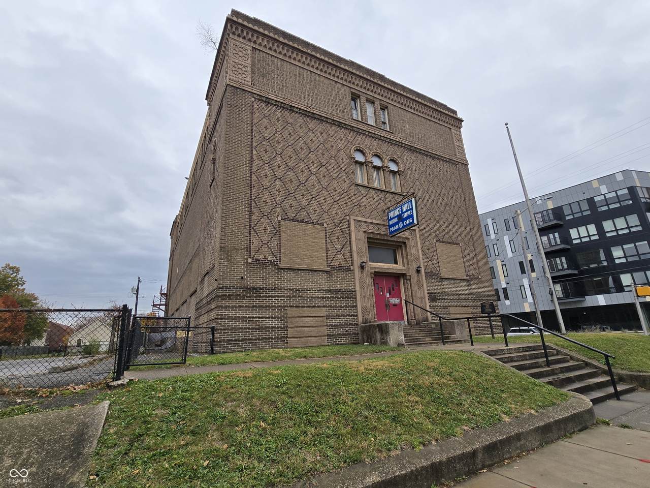 2201 Central Avenue - Photo 1
